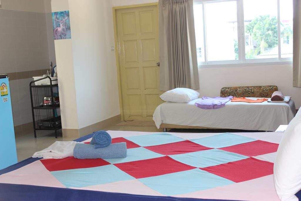Dacha Beach Pattaya Bagian luar foto